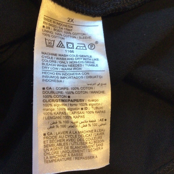 Old Navy Women’s 2X Black Puff Sleeve Top Eyelet Balloon Sleeve Boho Cottagecore - Picture 7 of 7